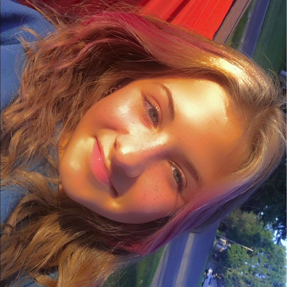 Meet your Posher, Sophia